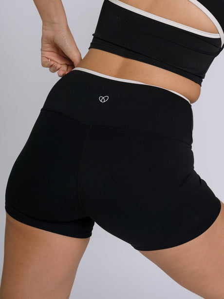 ContrastSculpt Shorts