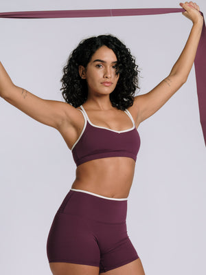 ContrastSculpt Padded Sports Bra